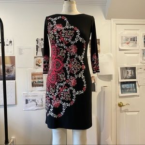 Boat Neck Stretch Dress Color: Black / Pink